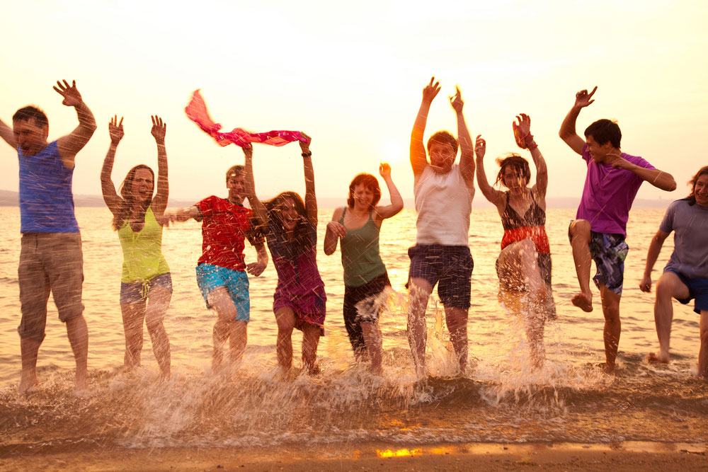 The Pros and Cons of Group Holidays